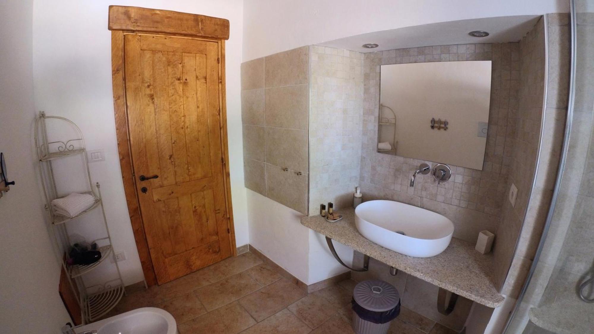 Monti Russu Natural Guest House Aglientu Ngoại thất bức ảnh