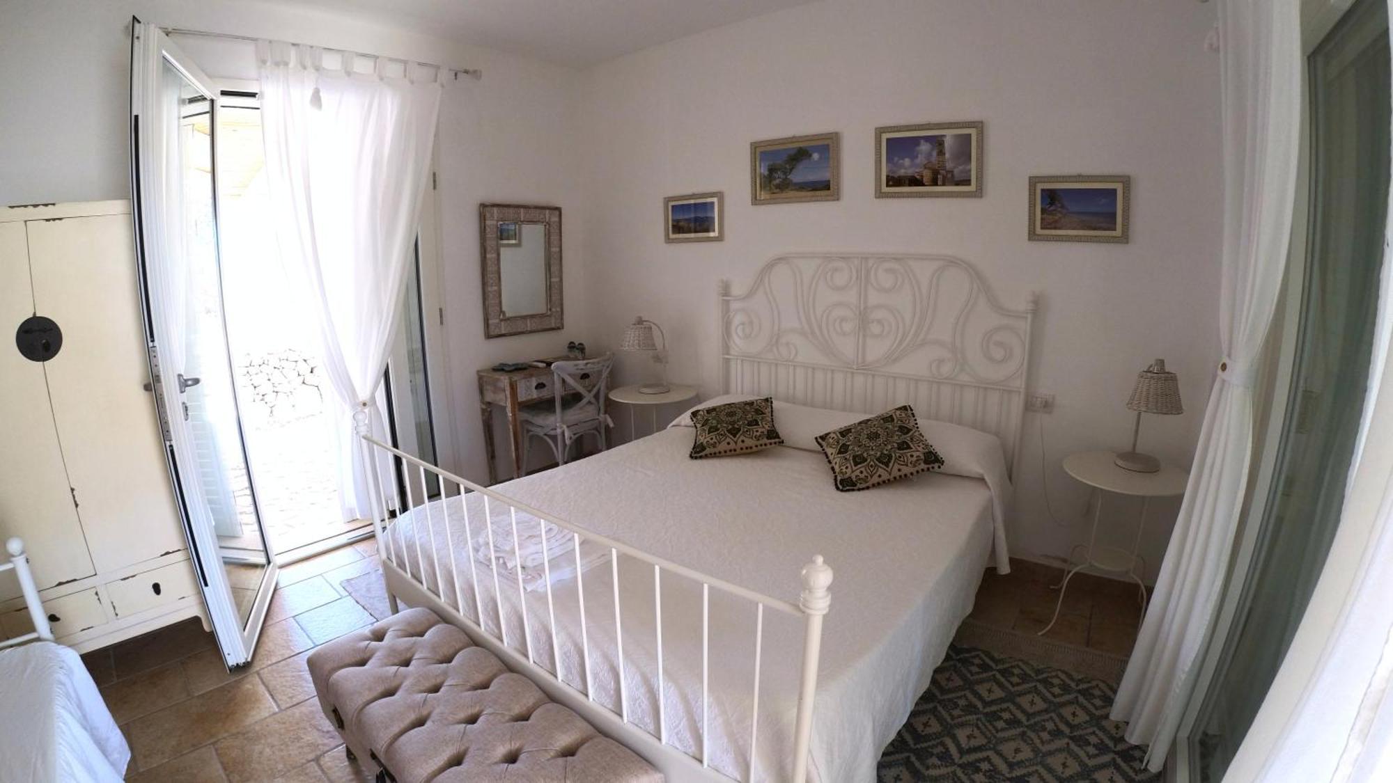 Monti Russu Natural Guest House Aglientu Ngoại thất bức ảnh